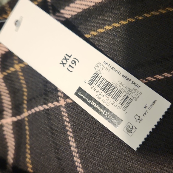 Plaid Skirt~NWT! - Picture 6 of 7